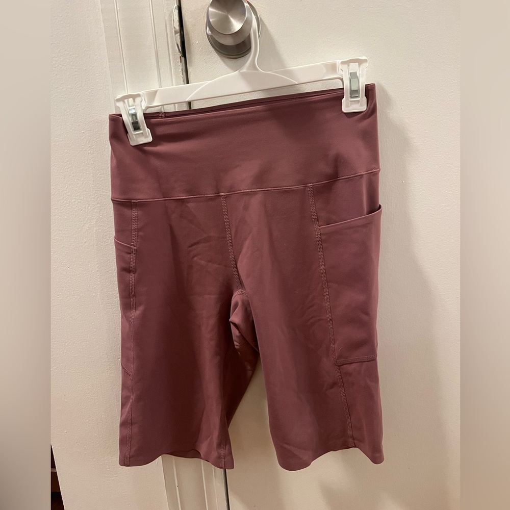 Uniqlo Bike Shorts NWT